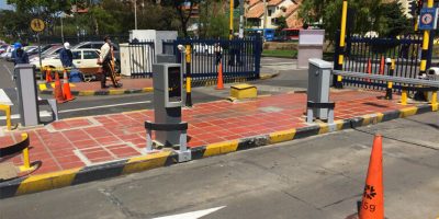 Control de acceso parking Unicentro - Bogotá